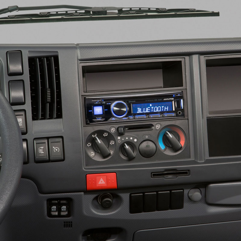 Radio AM/FM/CD avec AUX, USB et Bluetooth